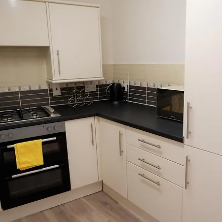 Colchester Sunny Studio Apartment With Ev Charging Point Lexden Exterior photo