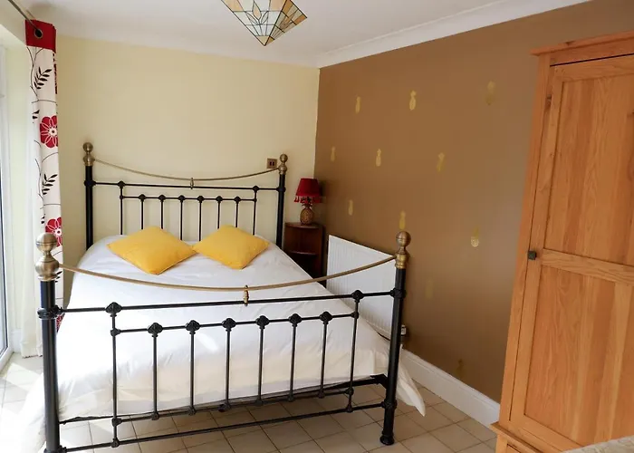 Colchester Sunny Studio Apartment With Ev Charging Point